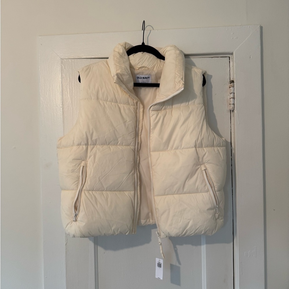 Old Navy Puffer Vest
